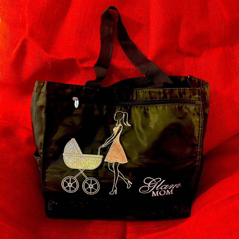 Diaper bag:/tote bag. Glam mom.